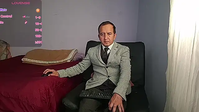 GreisyAndHazzan's Live XXX Chat