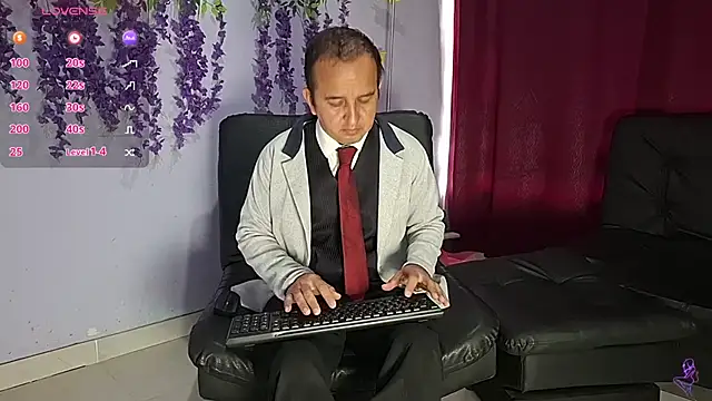 GreisyAndHazzan Webcamshow