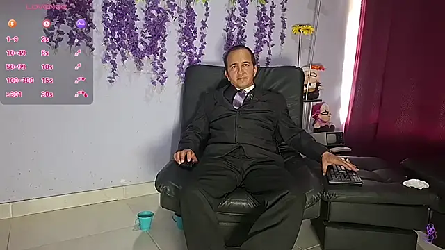 عرض كام GreisyAndHazzan