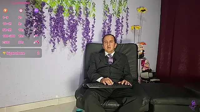 GreisyAndHazzan's Webcam Show