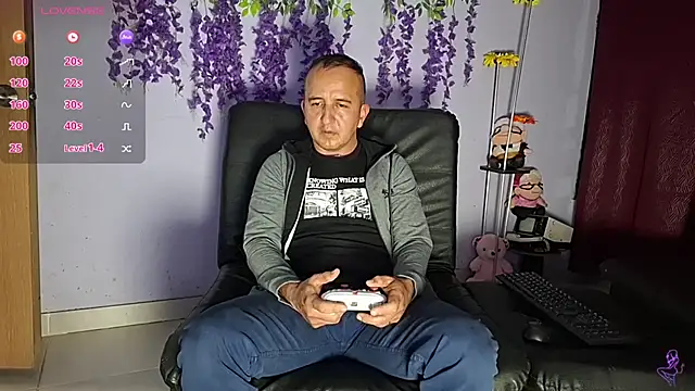 عرض كام GreisyAndHazzan