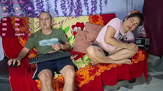Chat XXX en directo de EnzoRomanof