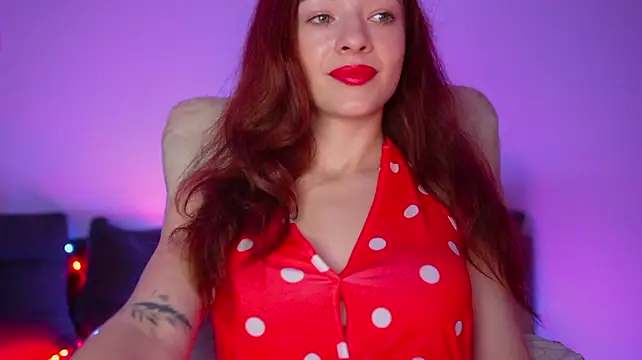 MiaRouge Show in webcam