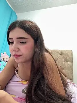 Pokój czatu na żywo – mia_cooper_24