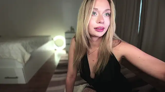 diaanona Adlı Modelin Web Kamerası Şovu