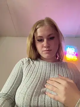 Prettypinkisland Webcam-Show