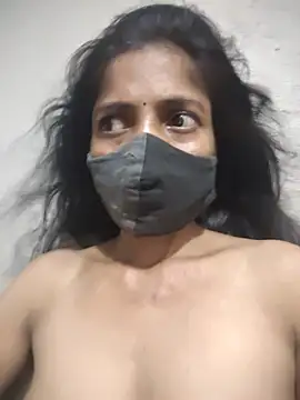 Munii_123 – Naživo XXX chat