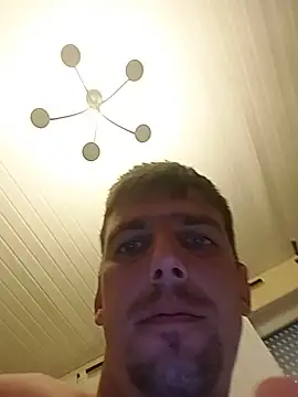 Show modela Velikidecko95 na web-kameri