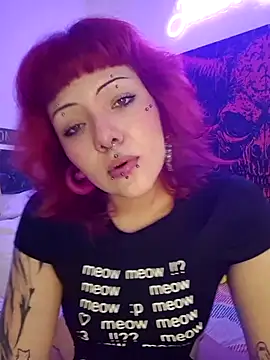 הופעת וובקאם של Sarah-Stoner