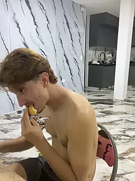 oliver_Lzのウェブカメラショー