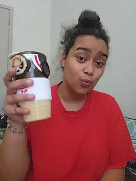 cinnaminnie's Webcam Show