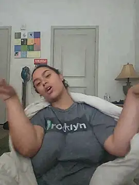 Živý XXX chat cinnaminnie