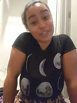 cinnaminnie's Webcam Show