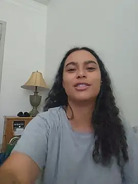cinnaminnie's Live XXX Chat