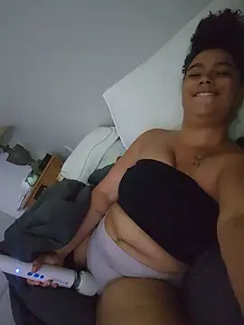 cinnaminnie's Webcam Show