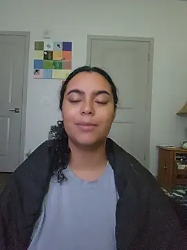 cinnaminnie's Webcam Show