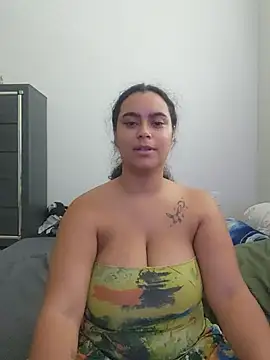cinnaminnie's Webcam Show