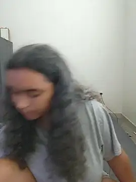 cinnaminnie's Live XXX Chat