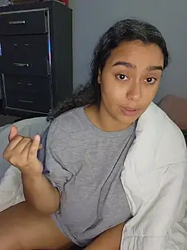 cinnaminnie's Webcam Show