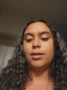 cinnaminnien Live XXX chat