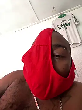 Show modela Edgarvergalarga na web-kameri