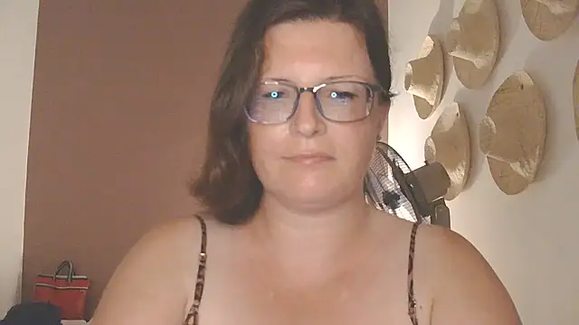 Chat XXX en directo de Domina_Tasselina_Goddess