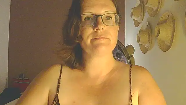 Show modela Domina_Tasselina_Goddess na web-kameri