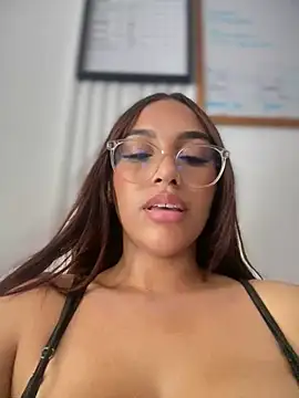 SiennaChalmers Live XXX-Chat