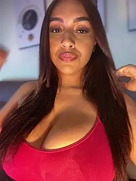 SiennaChalmers Show in webcam