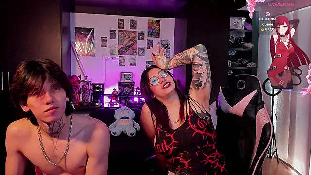 VampireLovers Show in webcam