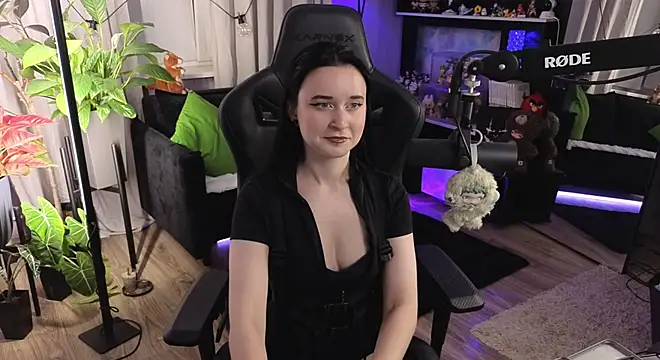 Živý XXX chat KiraLiLime