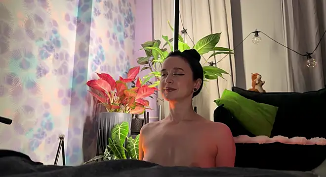 KiraLiLime's Live XXX Chat