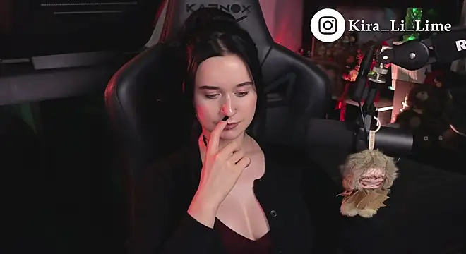 Chat XXX ao vivo de KiraLiLime
