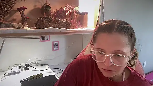 sweetest-temptation19188's Webcam Show