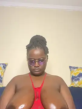 Busty_Bambii254 现场XXX聊天