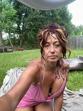 Raventhemilf's Webcam Show