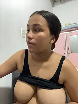 Bridget_Jon Show in webcam