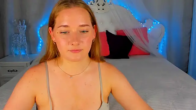 AlinaVice élő XXX-chatje