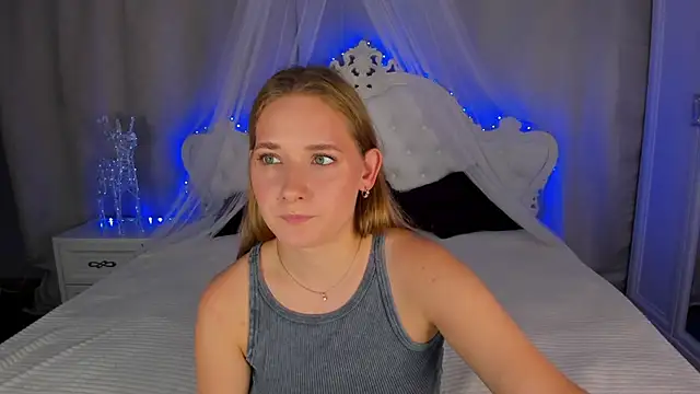 Chat XXX en directo de AlinaVice