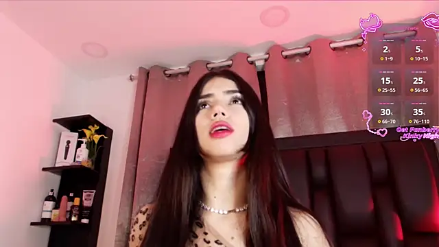 צ'אט XXX בשידור חי של SaraRoy_