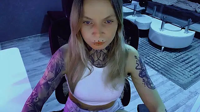 XXX chat uživo modela InesGold