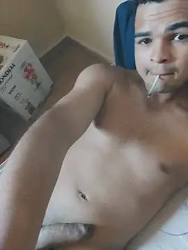 Show de AVENTUREIRO22cm na webcam