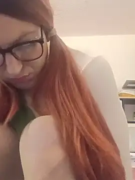 sissytrapdolly24 Show in webcam