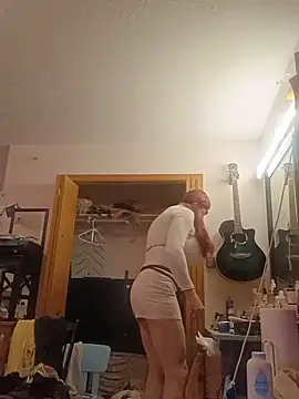 sissytrapdolly24 在線直播表演