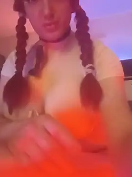 Show de sissytrapdolly24 na webcam
