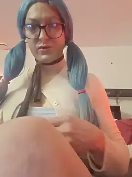 sissytrapdolly24 Show in webcam