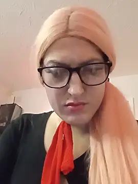sissytrapdolly24 webkamerás műsora