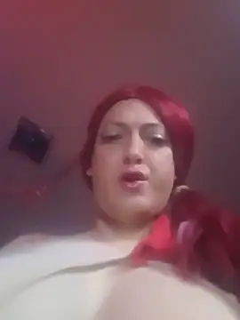 Pokazy przed kamerką – sissytrapdolly24