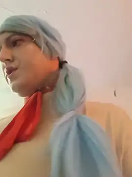 Show Webcam de sissytrapdolly24