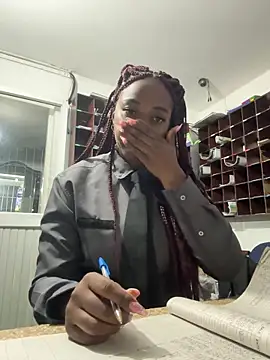 CiaraEbony Show in webcam